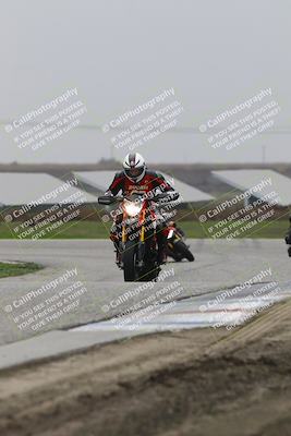 media/Nov-29-2025-TrackDaz (Sat) [[10ae2d9bce]]/A Group/Session 4 (Wheelie Bump)/